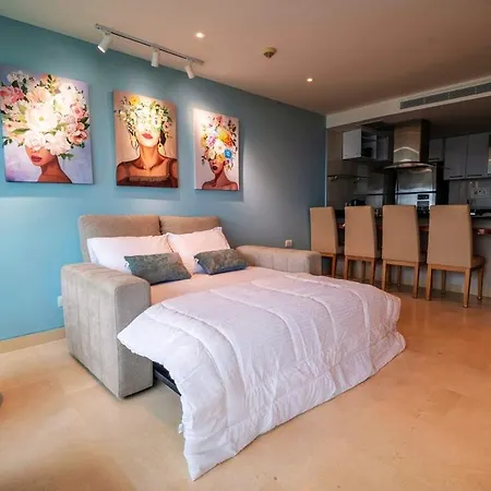 Modern Beachfront At Radisson Apartamento Cartagena