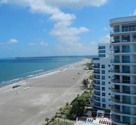 Apartment Modern Beachfront At Radisson *