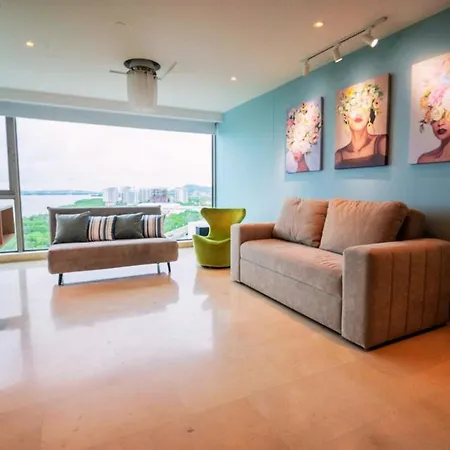 Modern Beachfront At Radisson *