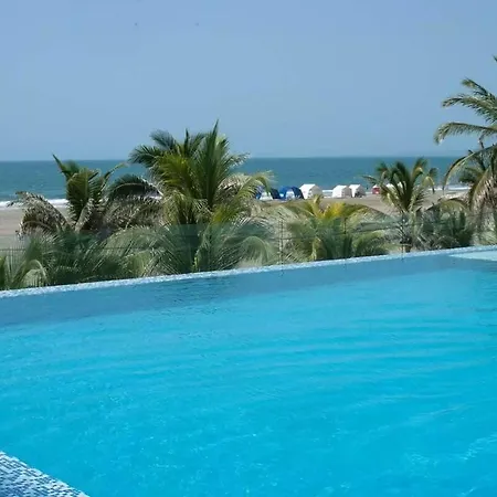 Apartment Modern Beachfront At Radisson *
